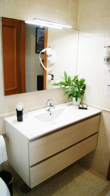 Sweet Roman Holiday Fiumicino Quarto foto